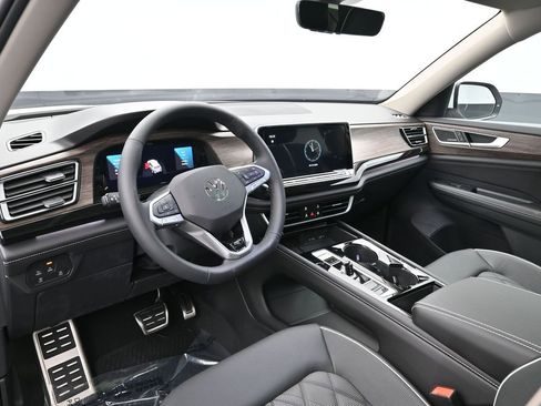 New 2026 Volkswagen Atlas SEL Premium R-Line image 7