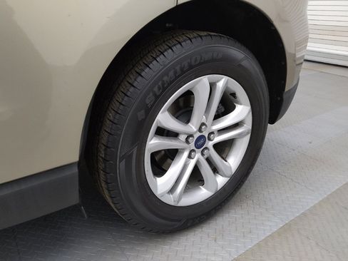 Used 2020 Ford Edge SEL w/ Convenience Package image 31