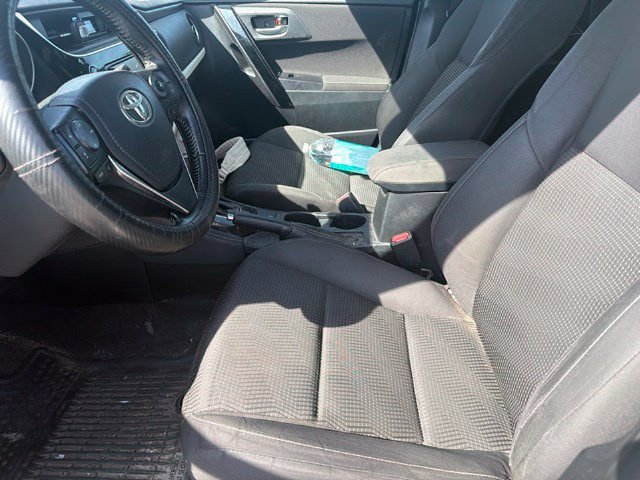 Used 2017 Toyota Corolla iM w/ All-Weather Mat Package FWD image 4
