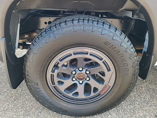 Used 2025 Nissan Frontier PRO-4X AWD/4WD image 30