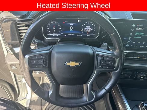 Used 2022 Chevrolet Silverado 1500 LTZ AWD/4WD image 11