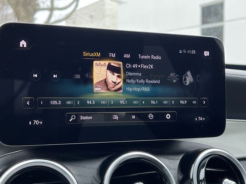 Used 2020 Mercedes-Benz GLC 300 4MATIC image 23