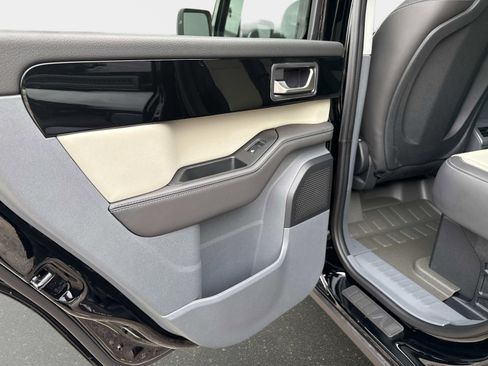 New 2025 INEOS Grenadier image 10