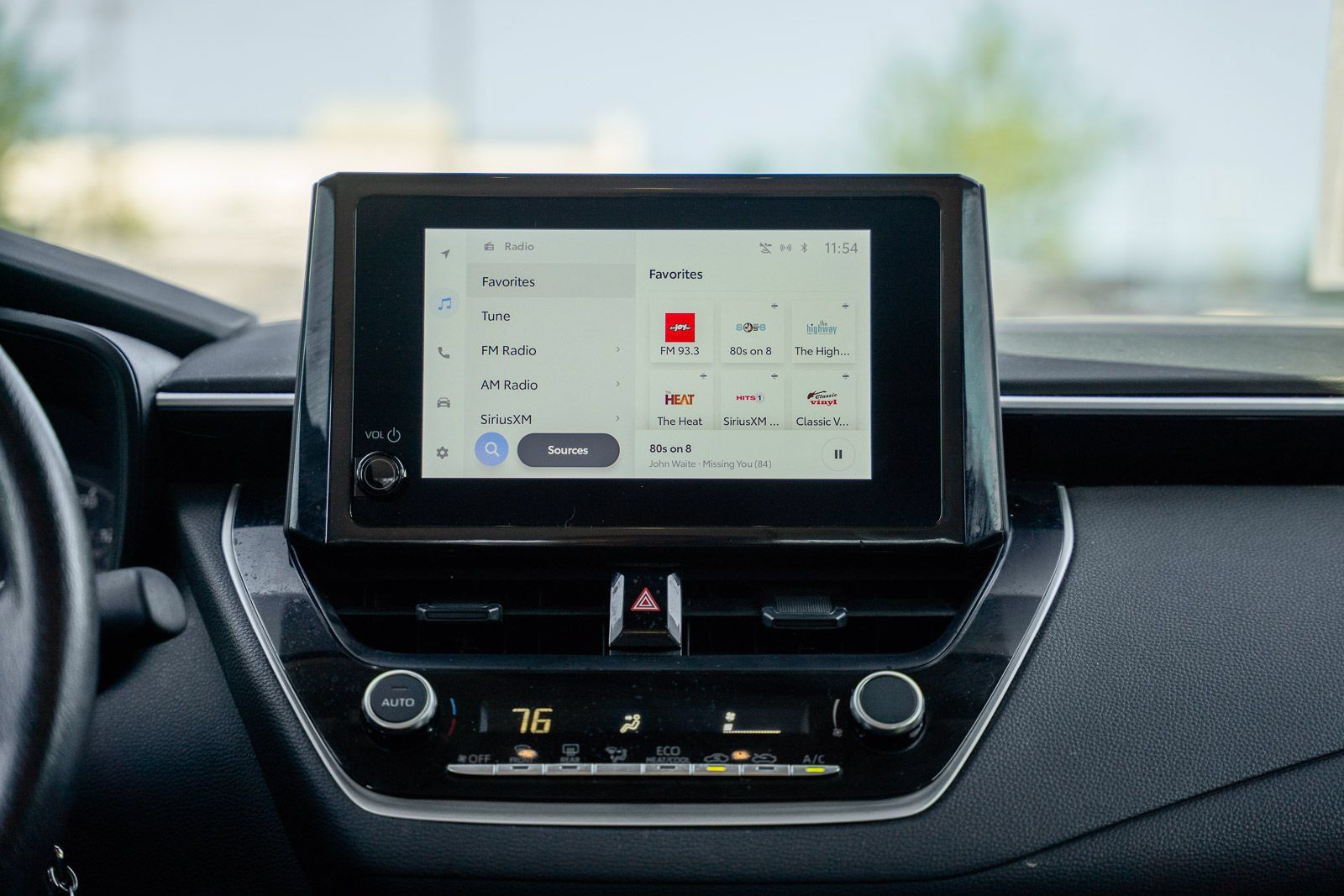 Used 2025 Toyota Corolla LE FWD image 29