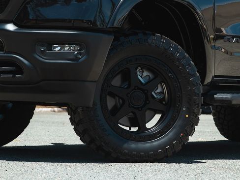 Used 2022 RAM 1500 Big Horn w/ Built-to-serve Edition image 3