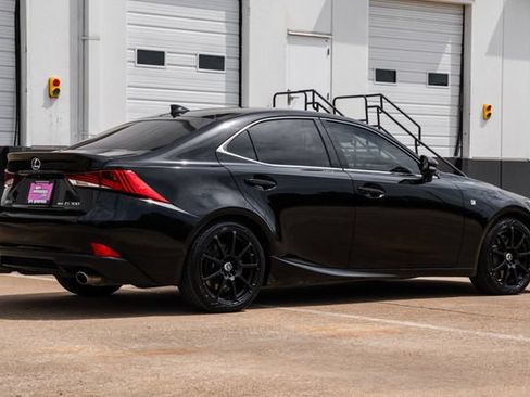 Used 2017 Lexus IS 300 F Sport w/ F Sport Package AWD/4WD image 4