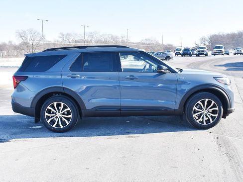 New 2026 Ford Explorer ST-Line AWD/4WD image 14