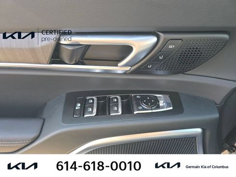 Certified 2025 Kia Telluride SX w/ SX Captain's Chair Package AWD/4WD image 26