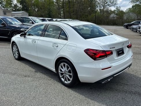 Used 2019 Mercedes-Benz A 220 4MATIC image 5