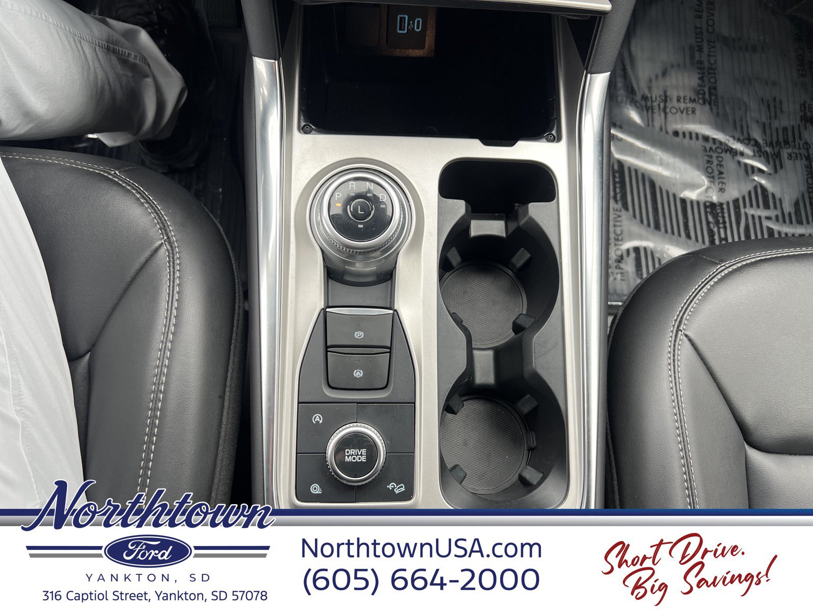 Used 2024 Ford Explorer XLT w/ Equipment Group 202A AWD/4WD image 20