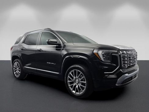 Used 2026 GMC Terrain Denali AWD/4WD image 1