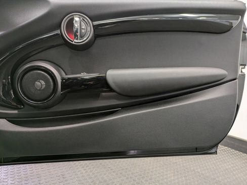 Used 2018 MINI Cooper S FWD image 26