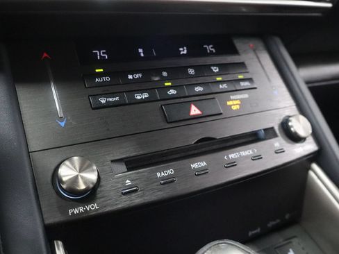 Used 2019 Lexus IS 300 F Sport w/ F Sport Package AWD/4WD image 29