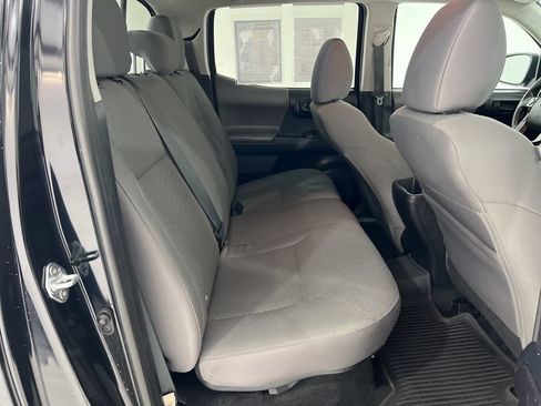 Used 2021 Toyota Tacoma SR AWD/4WD image 21