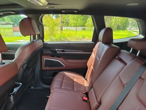 Used 2024 Kia Telluride EX FWD image 14