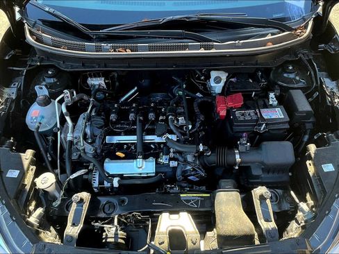 New 2024 Nissan Kicks SV image 15