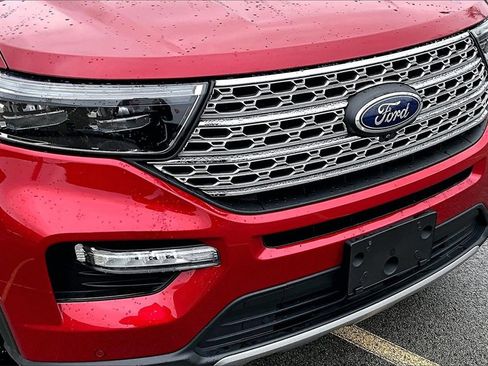 Certified 2022 Ford Explorer Limited w/ Equipment Group 301A image 31