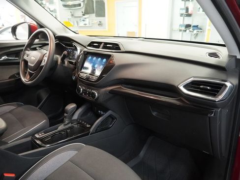 Used 2023 Chevrolet TrailBlazer LT w/ Convenience Package FWD image 35