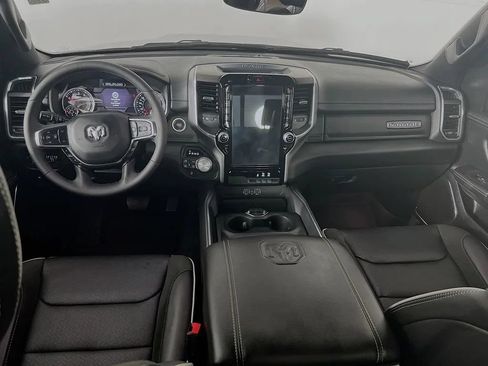 Used 2025 RAM 1500 Laramie AWD/4WD image 23