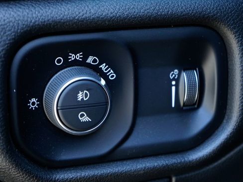 Used 2025 RAM 1500 Tradesman w/ Night Edition image 19