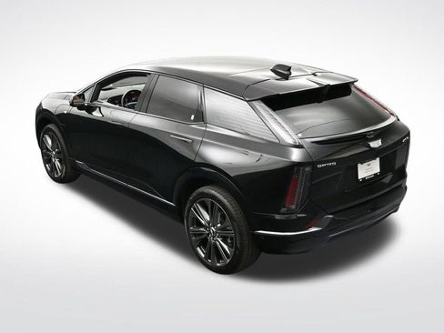 Used 2026 Cadillac Optiq Sport 2 AWD/4WD image 19