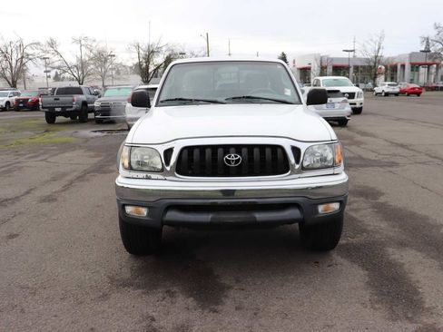 Used 2003 Toyota Tacoma PreRunner image 2