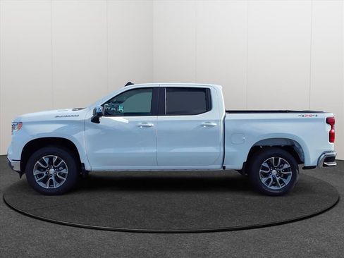 New 2026 Chevrolet Silverado 1500 LT image 2