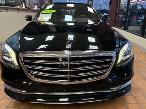 Used 2018 Mercedes-Benz S 560 4MATIC Sedan image 5