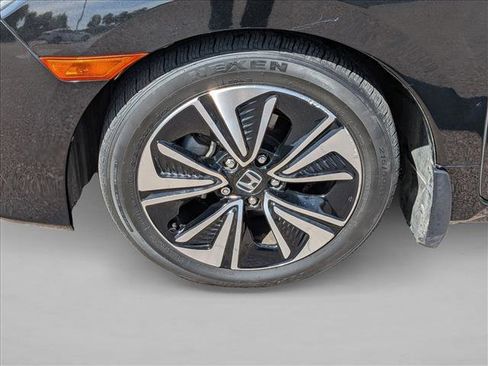 Used 2018 Honda Civic EX-L image 29