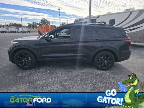 Used 2023 Ford Explorer ST-Line w/ Class IV Trailer Tow Package image 8