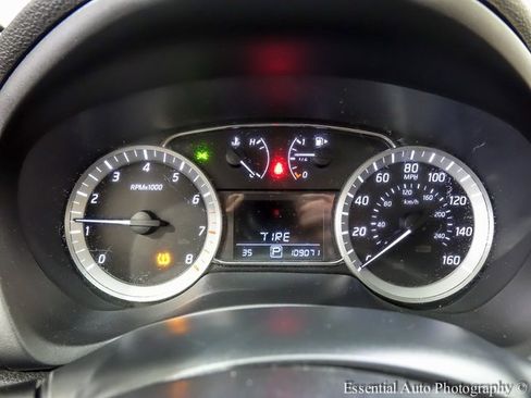 Used 2014 Nissan Sentra SL w/ Premium Package image 13