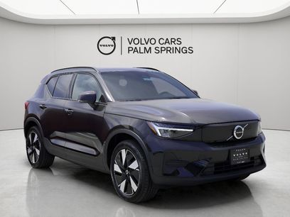 New 2025 Volvo EX40 Core w/ Climate Package
