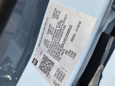 New 2025 Chevrolet Colorado LT w/ LT Convenience Package image 16