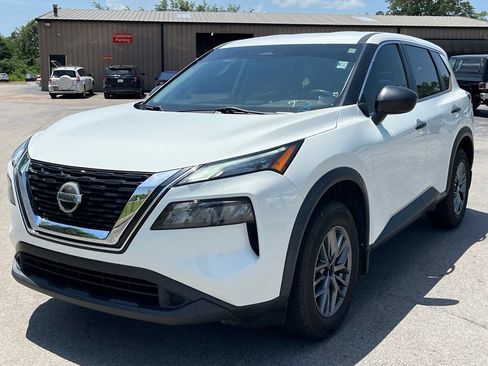Used 2021 Nissan Rogue S AWD/4WD image 3