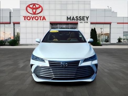 Used 2019 Toyota Avalon Limited w/ Advanced Safety Package FWD image 8