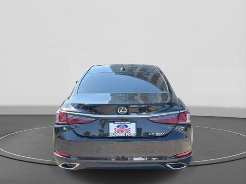 Used 2025 Lexus ES 350 w/ Accessory Package (Z1) FWD image 6