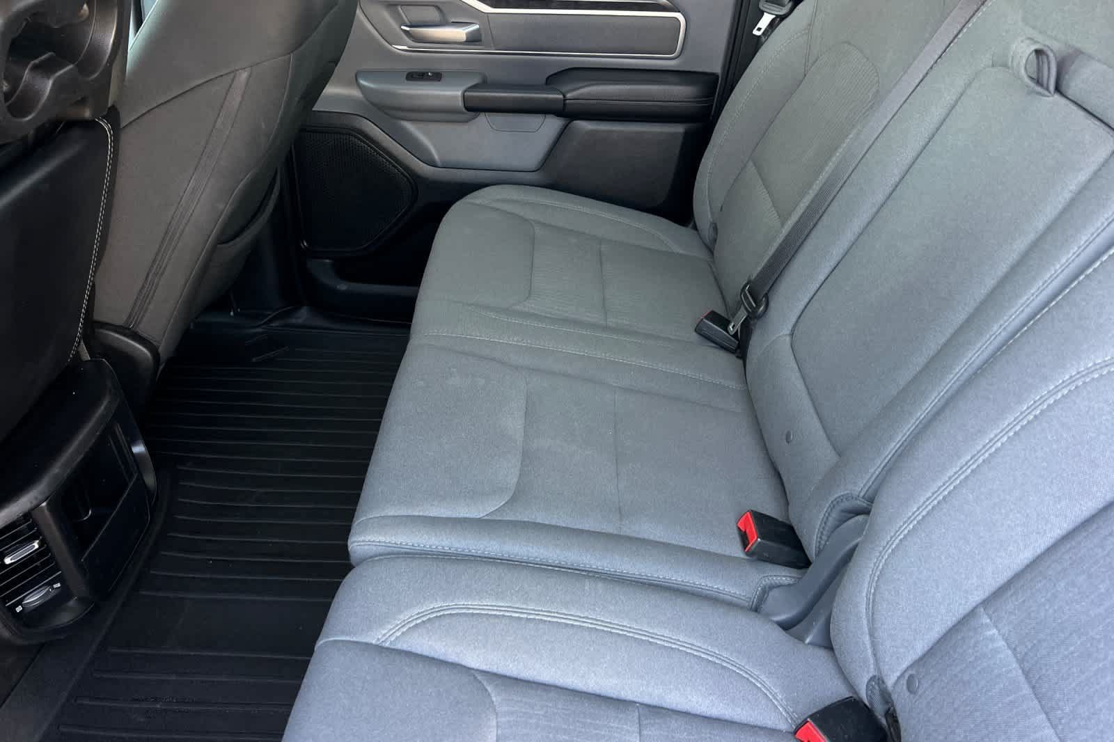 Used 2020 RAM 1500 Big Horn AWD/4WD image 5