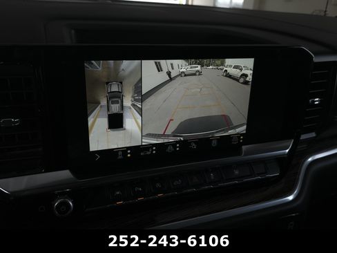 Used 2022 GMC Sierra 1500 Elevation w/ Elevation Premium Package AWD/4WD image 17