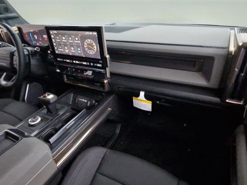 New 2025 GMC Hummer EV 2X w/ LPO, Dark Essentials Package image 10