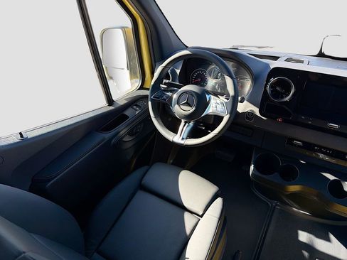 New 2026 Mercedes-Benz Sprinter 2500 image 22