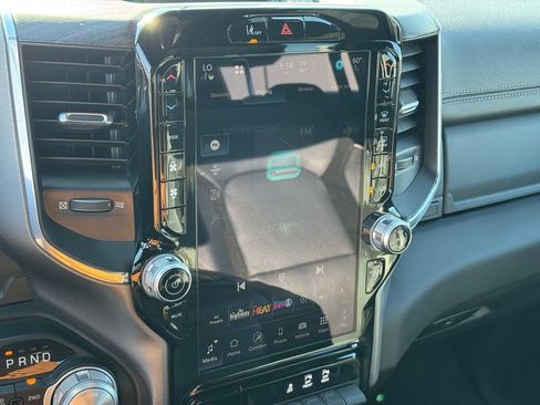Used 2025 RAM 1500 Laramie image 29