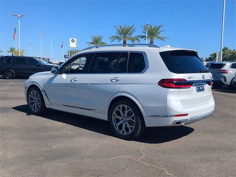 New 2026 BMW X7 xDrive40i w/ Premium Package image 8