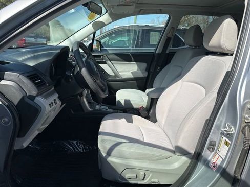 Used 2014 Subaru Forester 2.5i Premium w/ All-Weather Package image 12