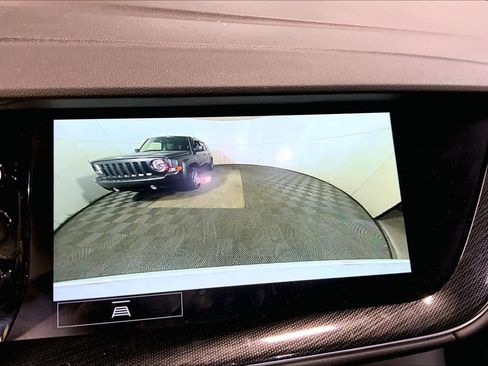Used 2023 Buick Envision Essence image 27