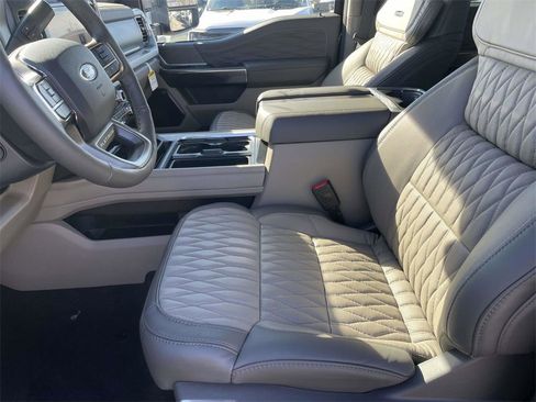 New 2026 Ford F350 Platinum w/ Platinum Plus Package image 13