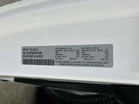 Used 2025 RAM ProMaster 2500 w/ U-Haul Equipment Group FWD image 31
