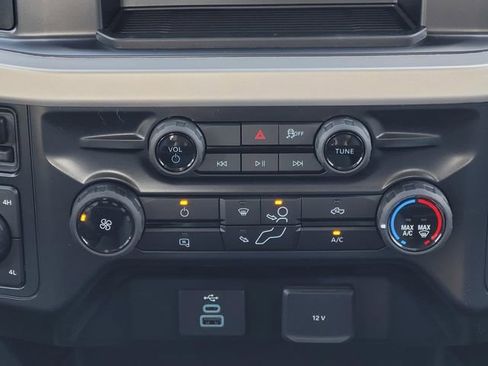 New 2026 Ford F250 XL w/ XL Chrome Package image 17