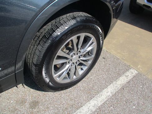 Used 2021 Cadillac XT5 Premium Luxury image 23