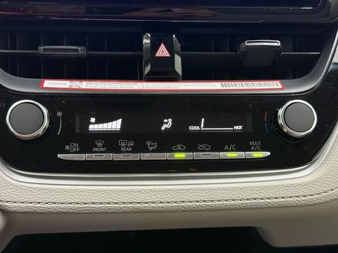 New 2026 Toyota Corolla Cross L image 18