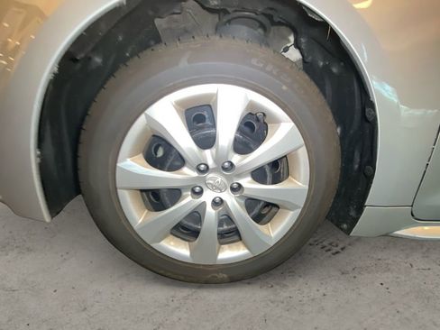 Used 2022 Toyota Corolla LE image 14